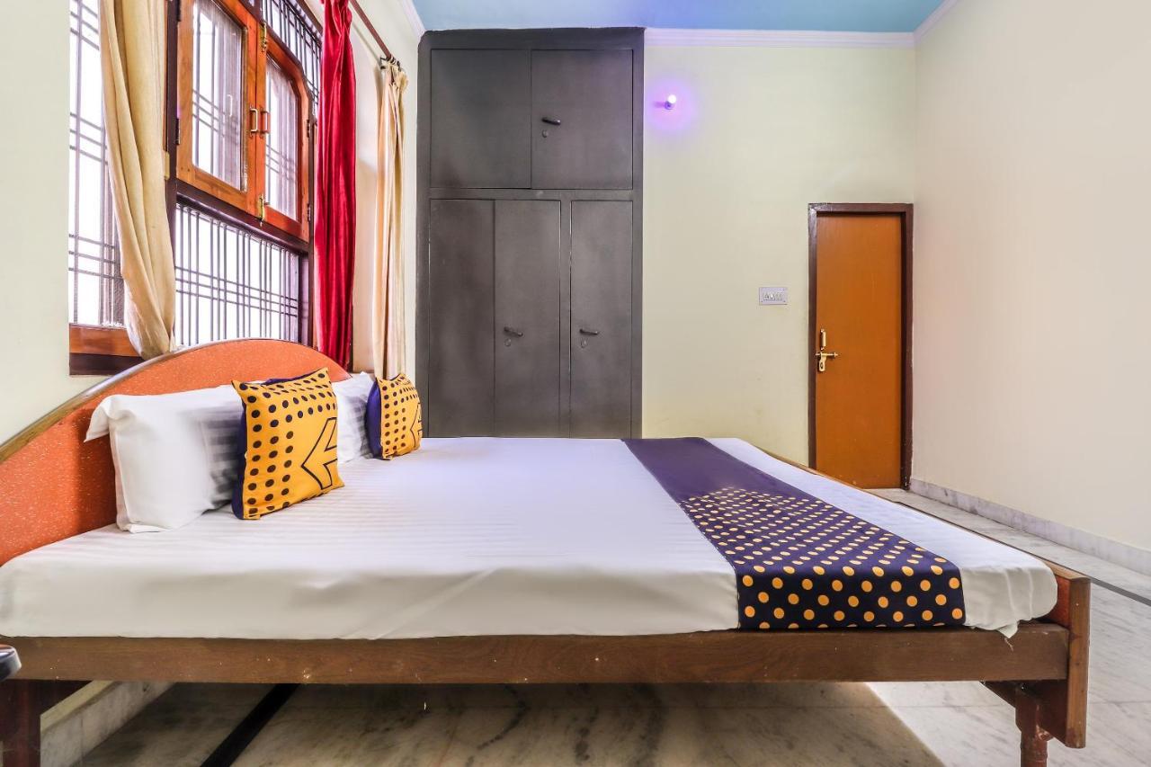 Spot On 70311 Rangoli Palace Hotel Lucknow Eksteriør billede