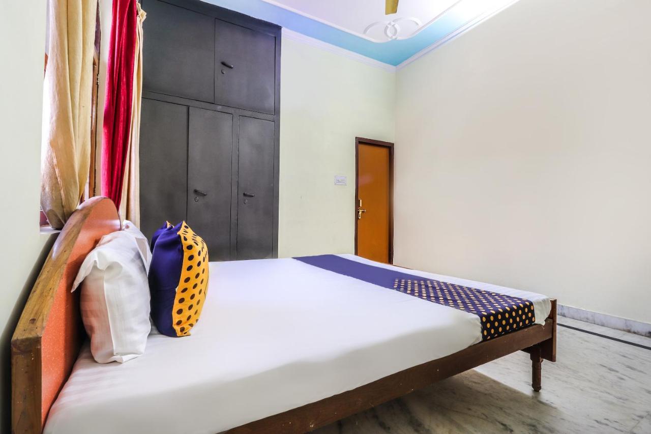 Spot On 70311 Rangoli Palace Hotel Lucknow Eksteriør billede