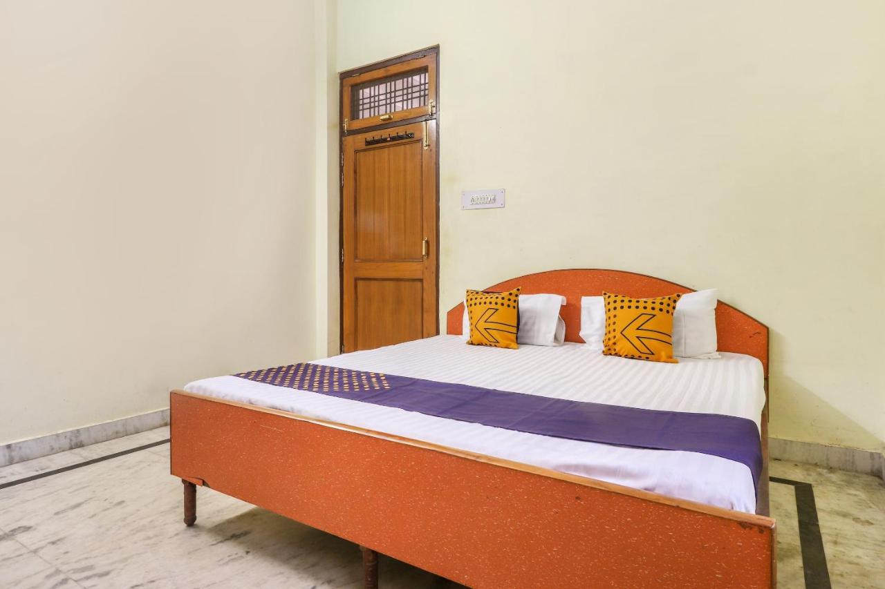 Spot On 70311 Rangoli Palace Hotel Lucknow Eksteriør billede